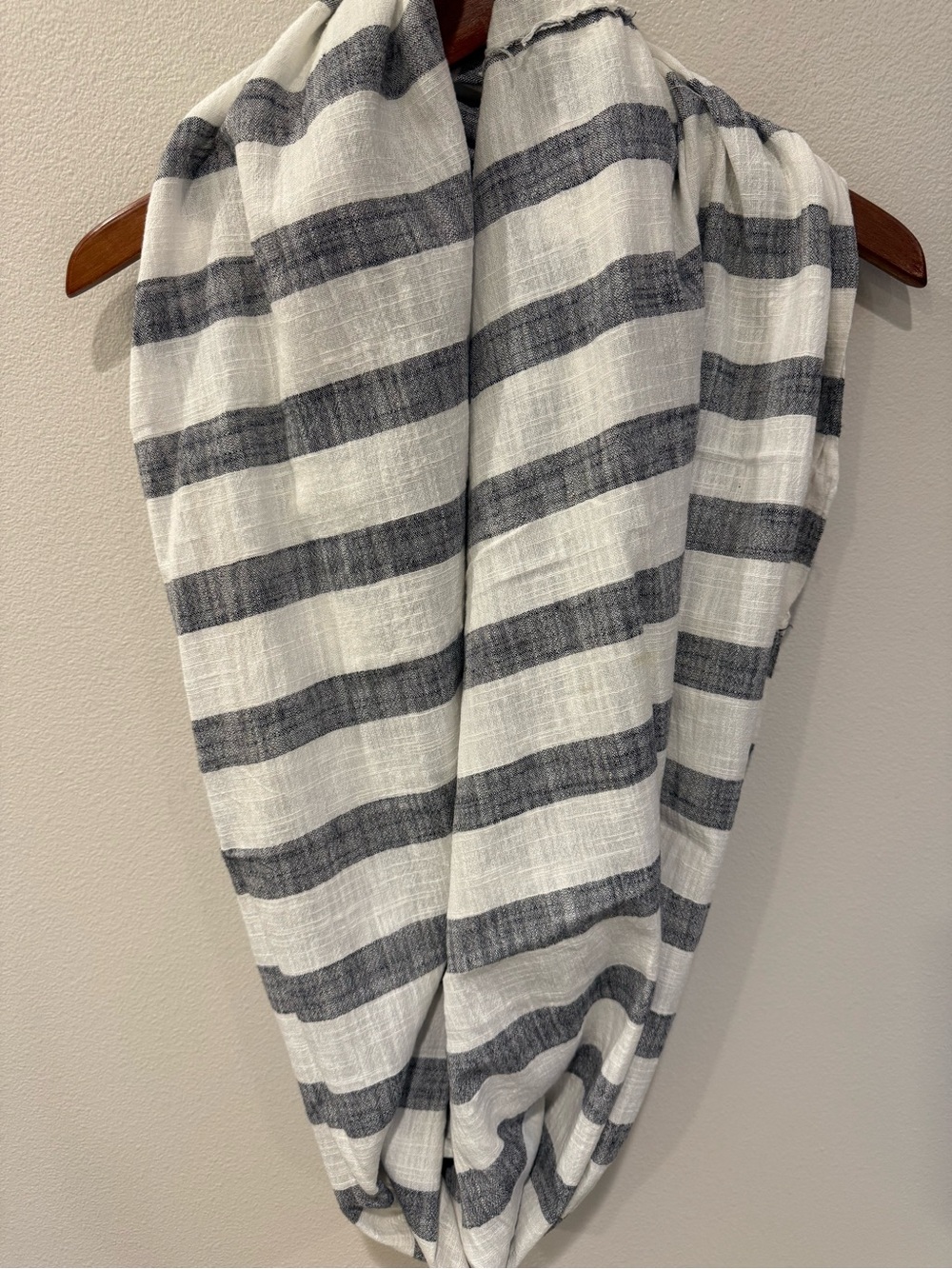 Scotch & Soda White and Gray Striped Woven Infinity Scarf